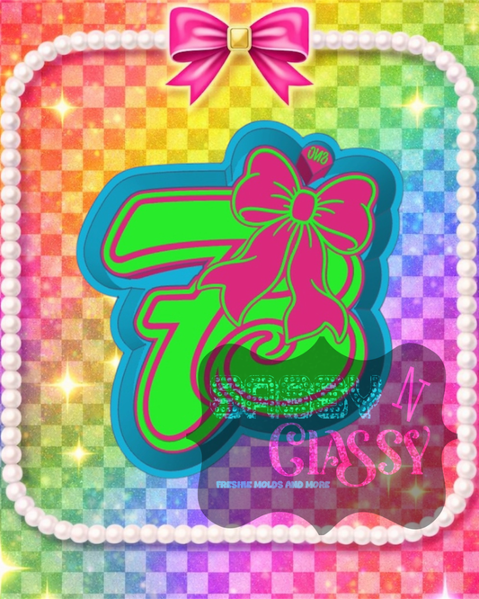 7B with Bow Freshie Mold