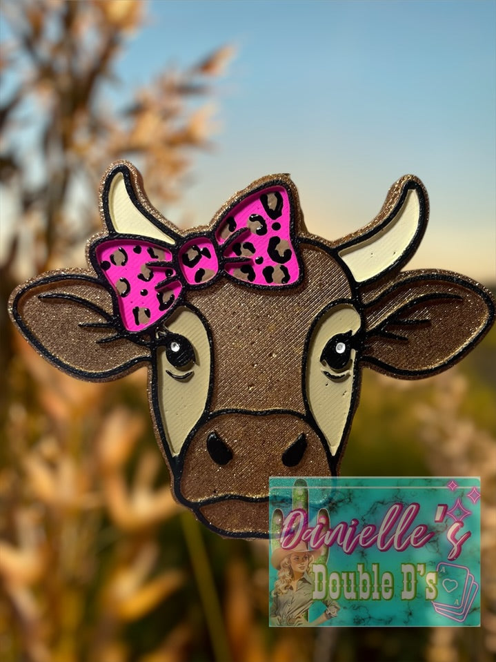 Cow with Bow Freshie Mold